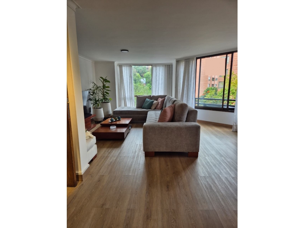 Venta Apartamento El Poblado cerca Mall del Este y CC El Tesoro — foto 3