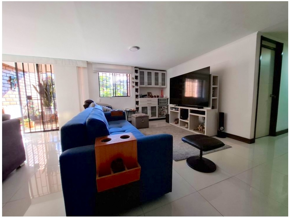Venta Apartamento Laureles REMODELADO Unidad Completa cerca UPB — foto 2