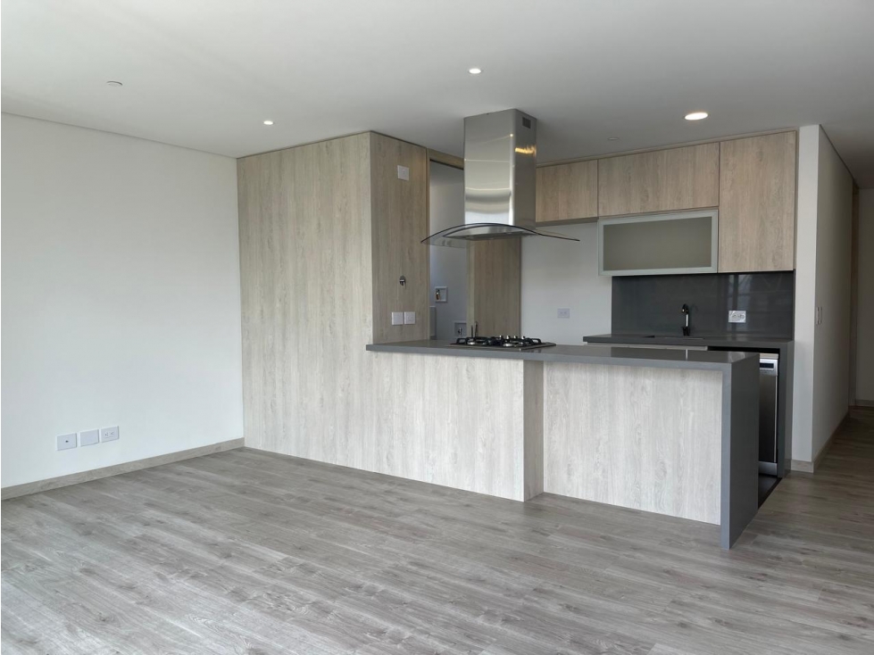 Venta Apartamento El Poblado TRES CANTOS cerca a Las Palmas ALQUILADO — foto 4