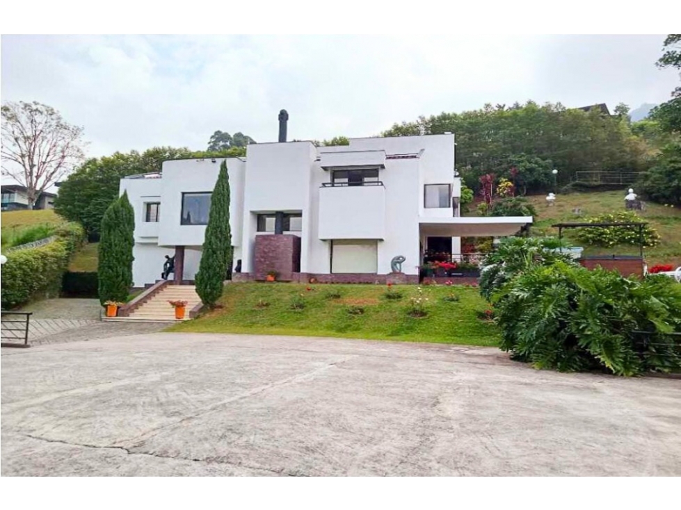 Venta Casa Campestre El Poblado Los Balsos con quebradita natural - 2