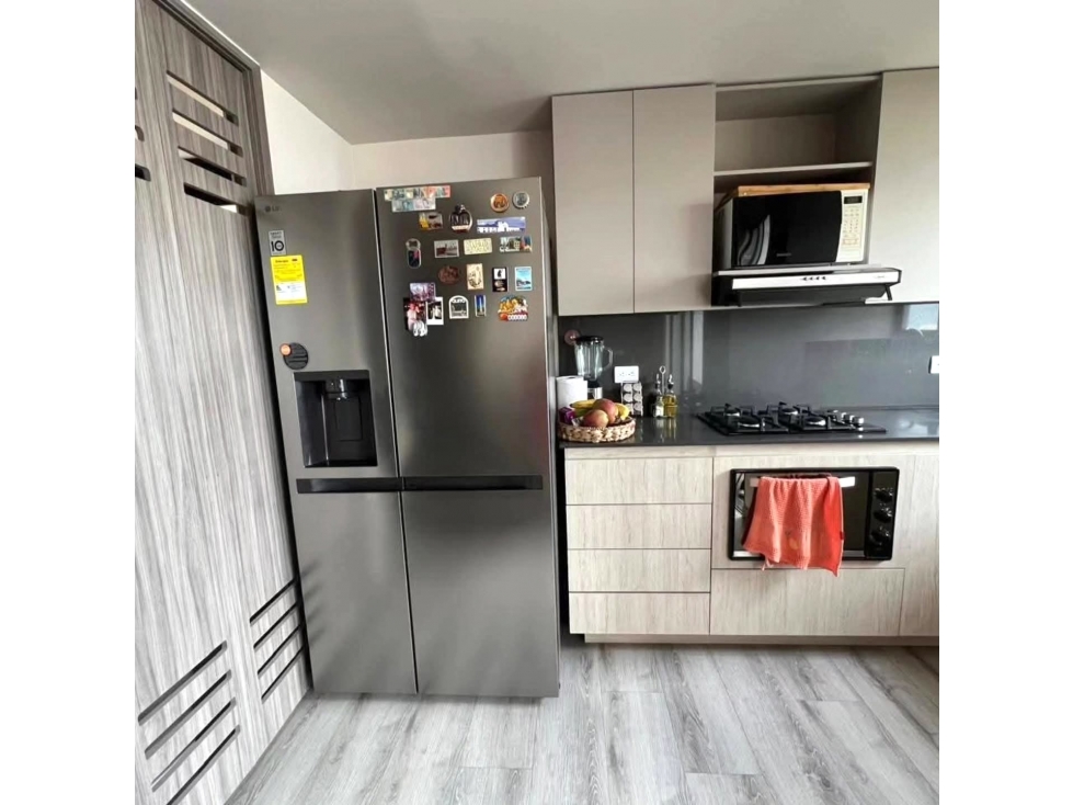 Venta Apartamento Las Palmas Country con Vista y Excelente Ubicación — foto 3