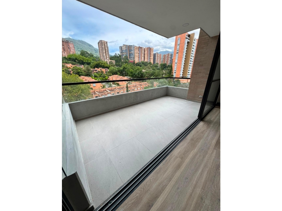 Venta Apartamento ESTRENAR Envigado Las Brujas OPORTUNIDAD — foto 2