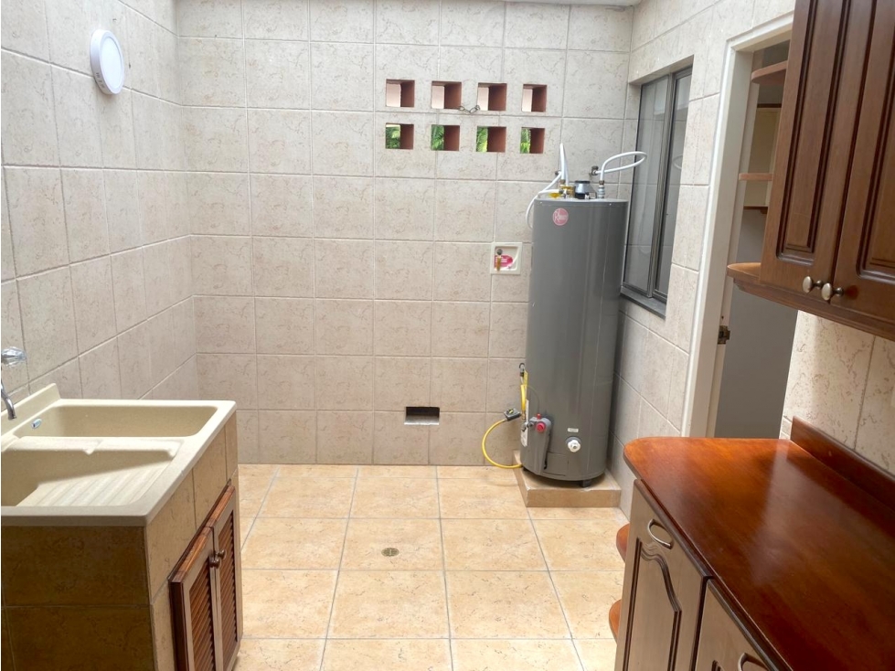 Venta Casa El Poblado LA CALERA cerca a El Tesoro en Unidad Completa — foto 6