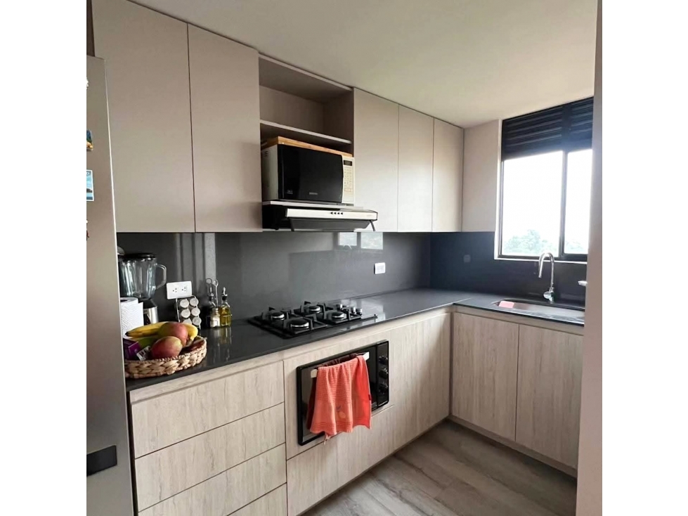 Venta Apartamento Las Palmas Country con Vista y Excelente Ubicación — foto 4