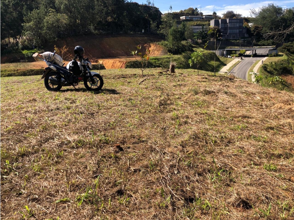 Venta Lote Alto de las Palmas Envigado Escobero en UNIDAD Tipo Club