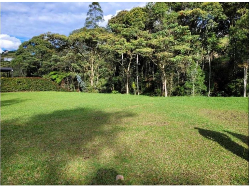 Venta Lote en El Retiro unidad exclusiva ¡Totalmente plano! — foto 4