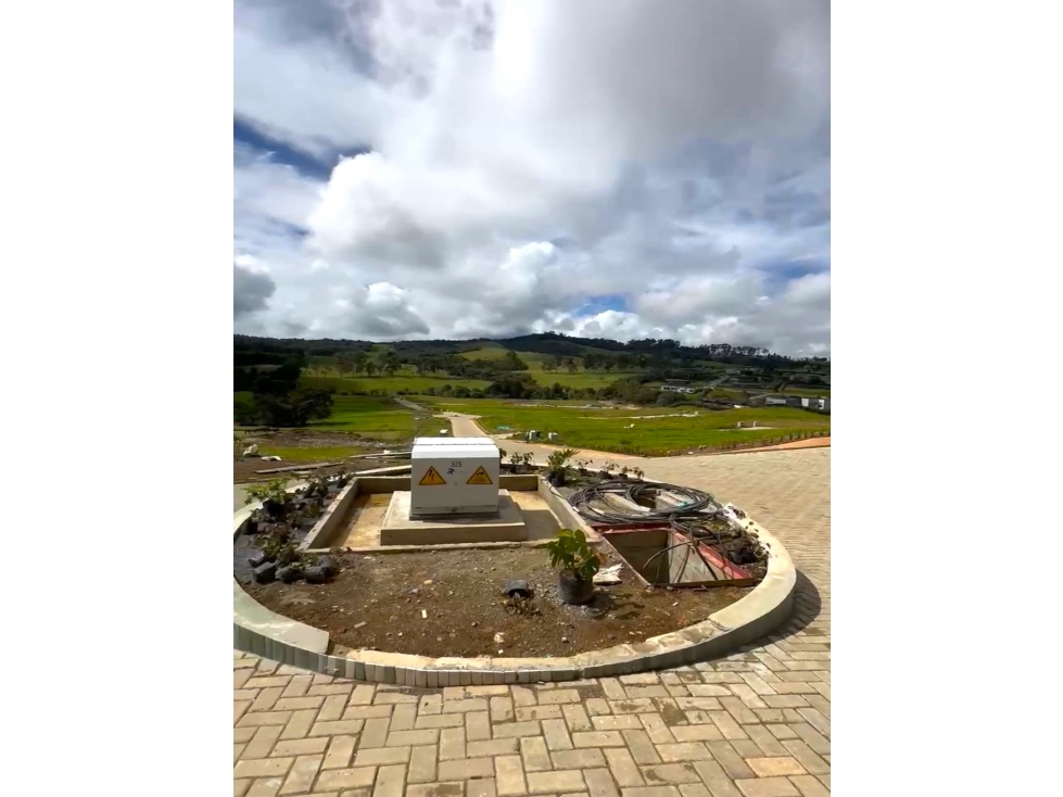 VENTA Lote EXCLUSIVO Alto De Las Palmas al fondo de La Acuarela — foto 4