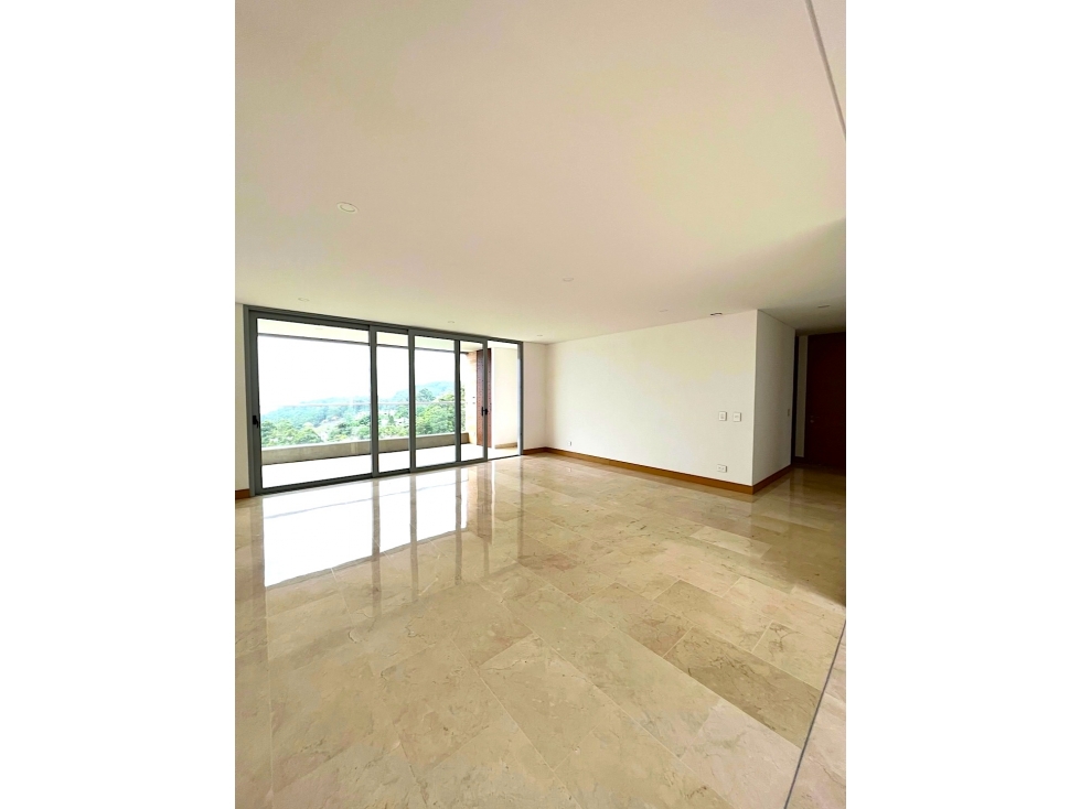 Venta Apartamento El Poblado Acceso Palmas y Cola del Zorro DESOCUPADO — foto 2