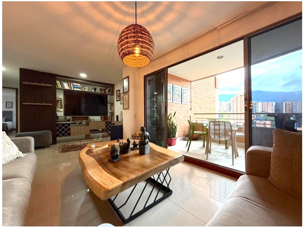 Venta Apartamento 3 alcobas con baño privado El Campestre El Poblado — foto 2