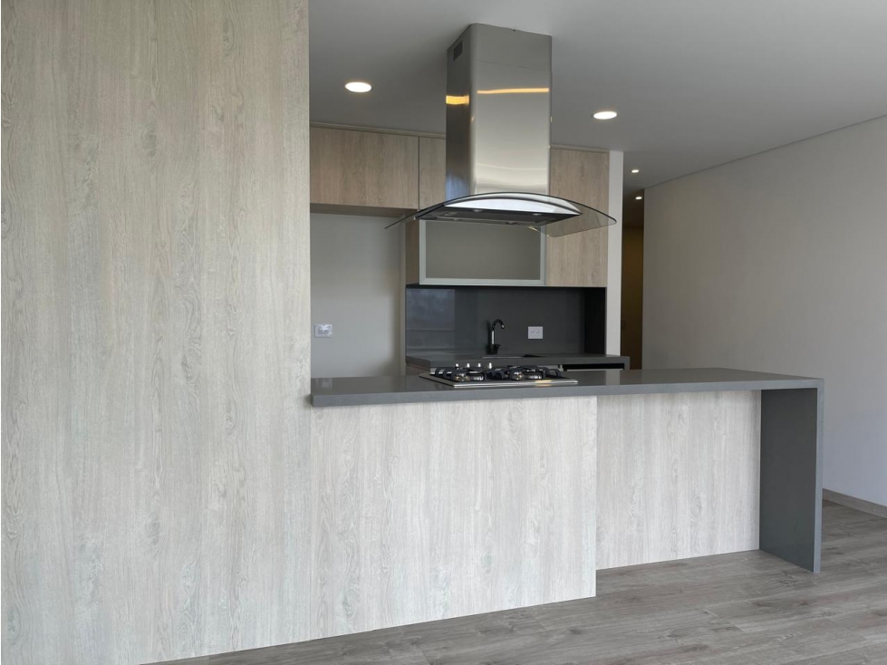 Venta Apartamento El Poblado TRES CANTOS cerca a Las Palmas ALQUILADO — foto 3