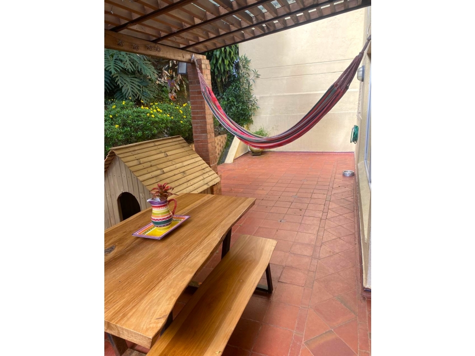 Venta Casa en El Poblado cerca al Tesoro en Unidad Completa — foto 4