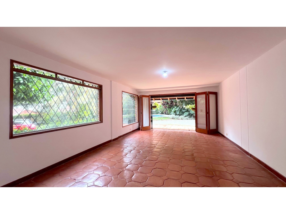 Venta Casa Campestre Loma San José Sabaneta parte baja USO MIXTO — foto 6