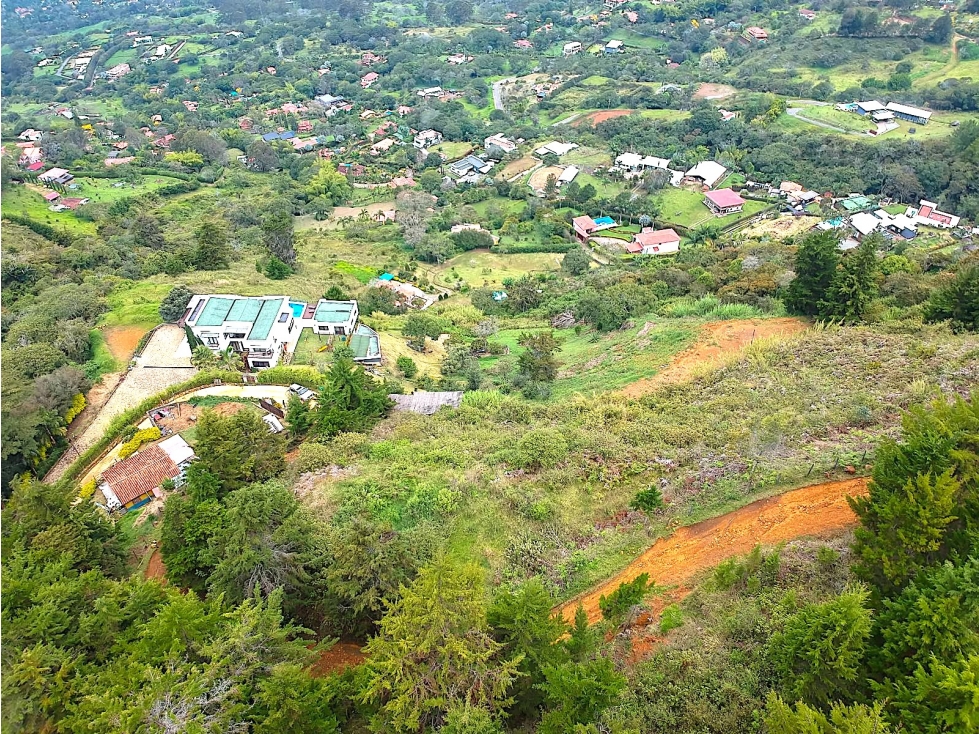 Venta Lote Copacabana en parcelación exclusiva ¡Se recibe menor valor! - 2