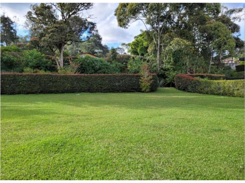Venta Lote en El Retiro unidad exclusiva ¡Totalmente plano! — foto 5