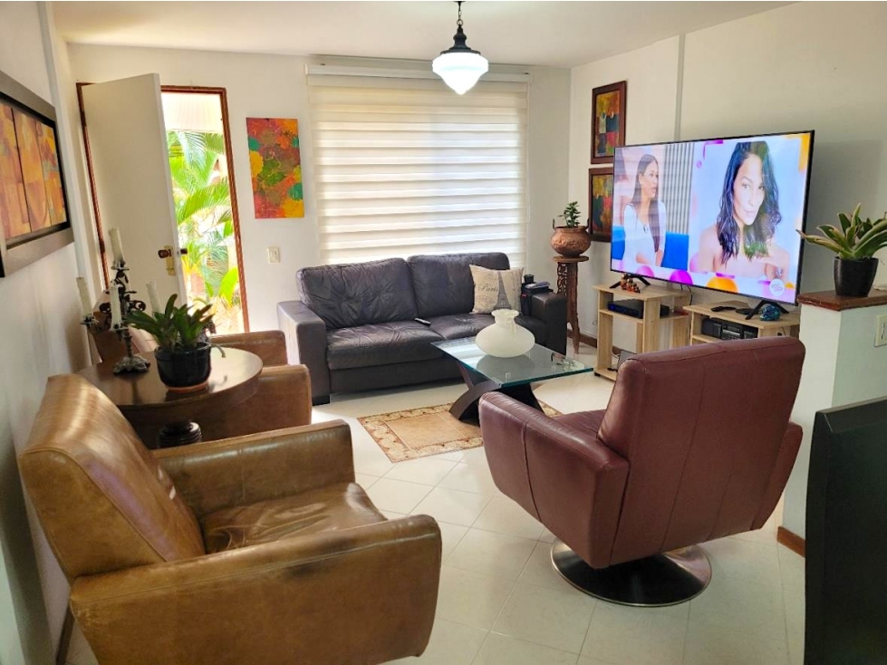Venta Casa El Poblado Loma San Julián cerca Premium Plaza en Unidad — foto 4