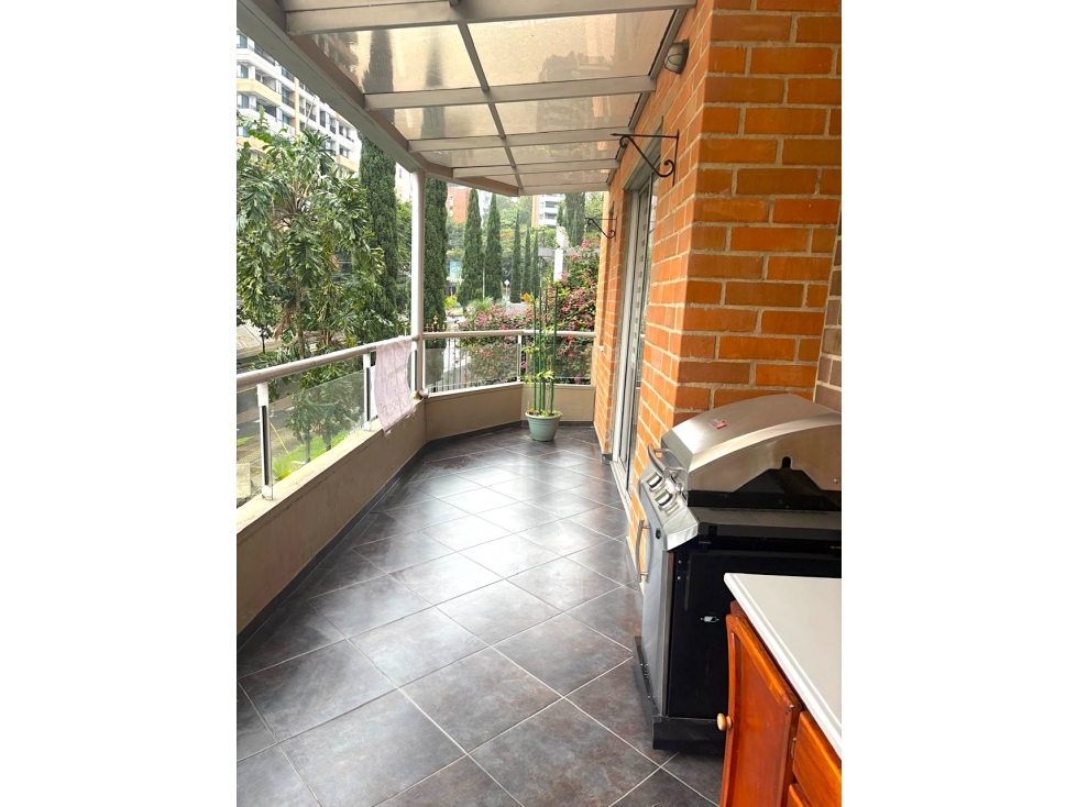Venta Apartamento 140m2 balcón terraza Castropol El Poblado