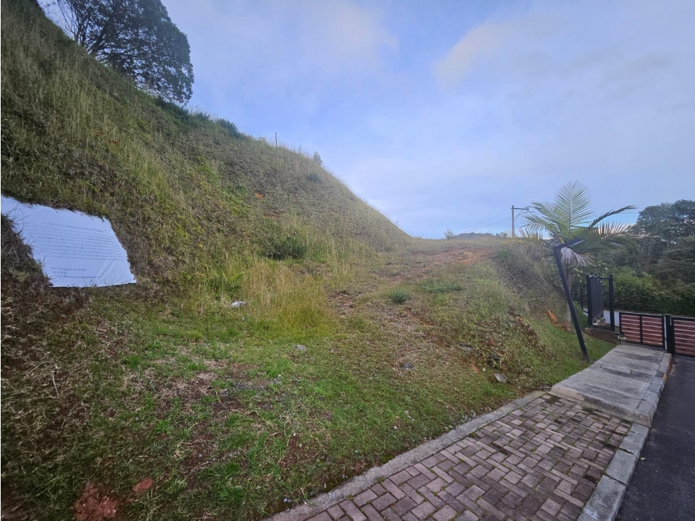 Venta lote exclusivo con opción de licencia Alto de Las Palmas — foto 5