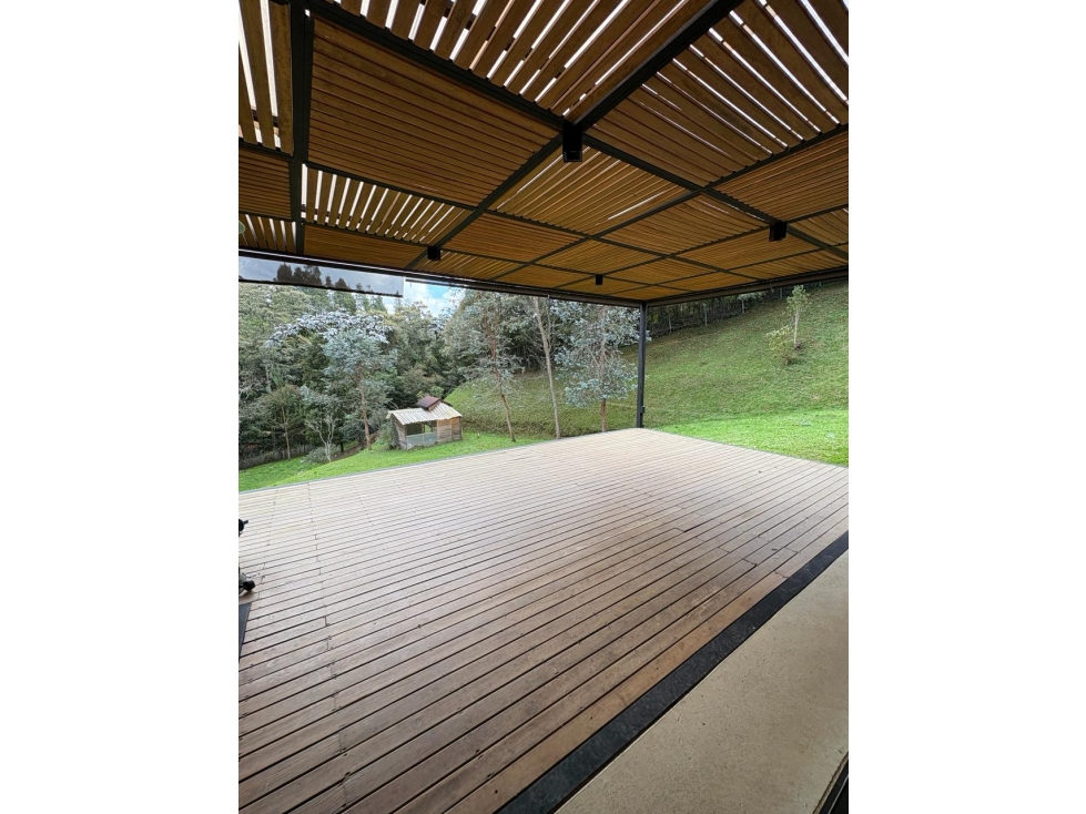 Venta Casa Urbanización Alto del Escobero Envigado MODERNA 1 nivel — foto 2