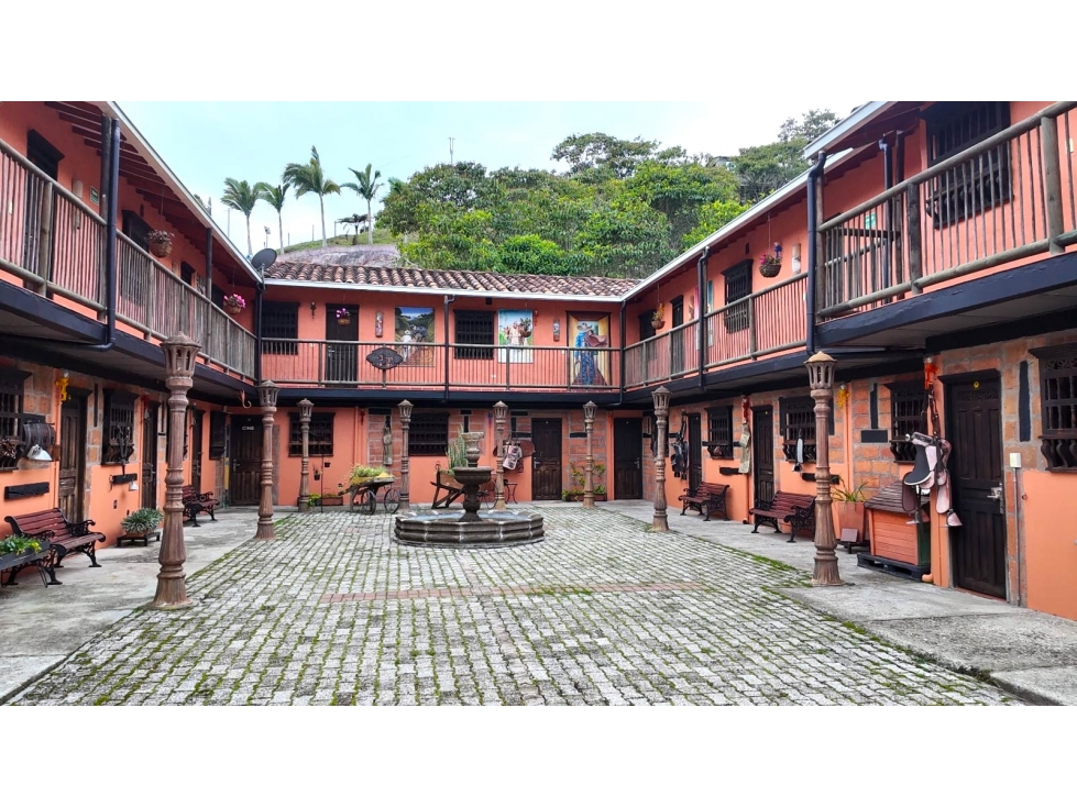 Venta Hotel via al Viejo Peñol cercano a Guatapé con Piscina y Chalets — foto 3