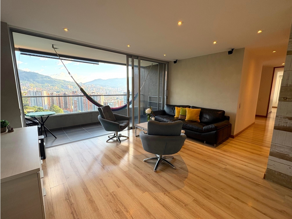 Venta Apartamento Envigado Benedictinos en UNIDAD COMPLETA