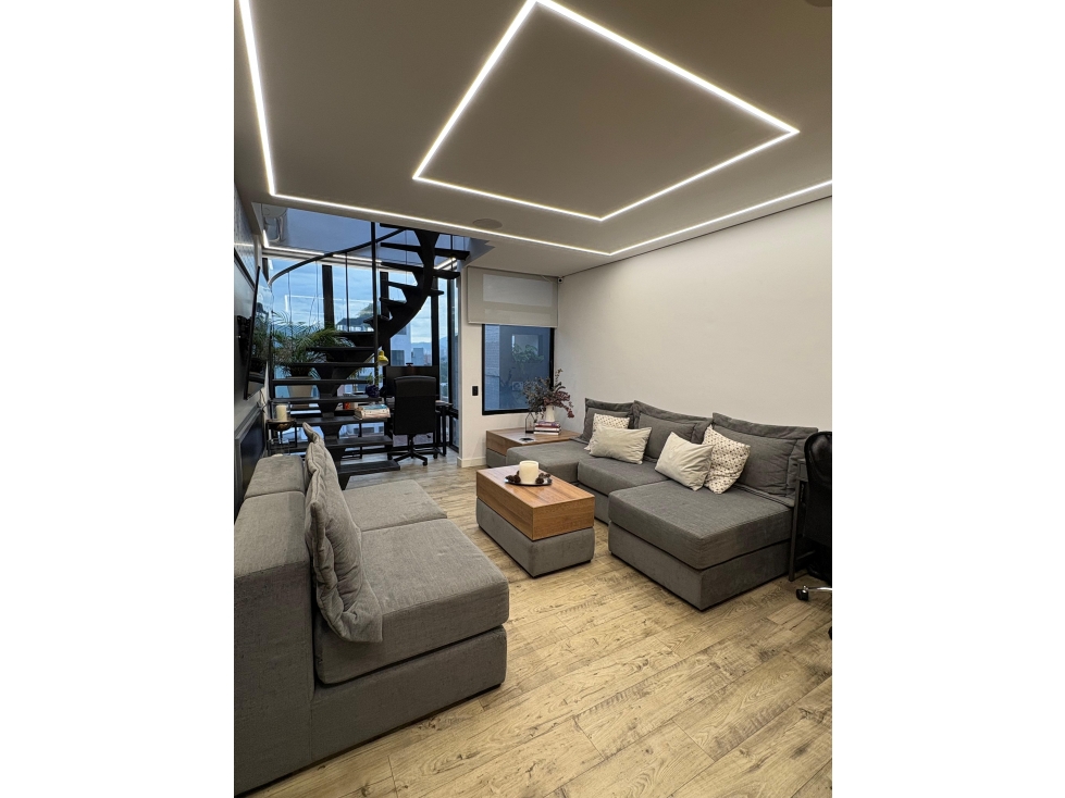 Venta Apartamento con terraza jacuzzi DOMOTIZADO Manila Poblado — foto 4