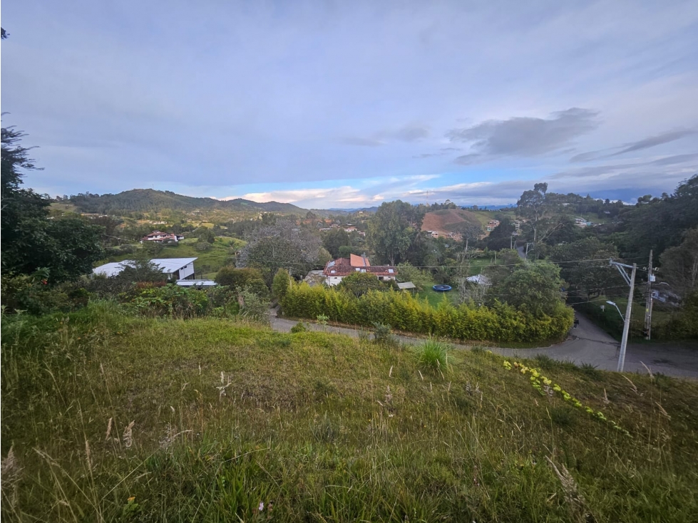 Venta lote exclusivo con opción de licencia Alto de Las Palmas