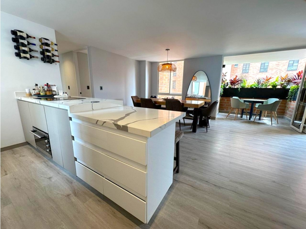 Venta Apartamento 1A El Poblado por Clínica Medellín REFORMADO — foto 6