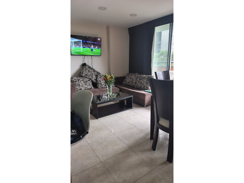 Venta Apartamento Loma de los Bernal cerca Gran Via. Excelente Unidad — foto 5