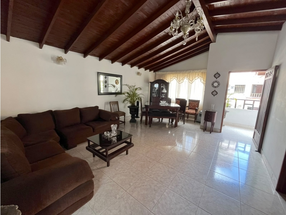 Venta Casa Itagui piso 3 REMODELADA en Villa Paula Cerca al Parque