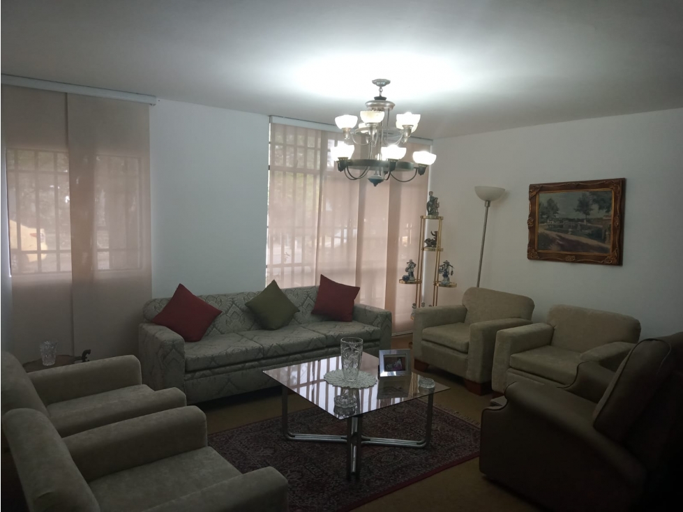 Venta Casa Lote Laureles Parque la Matea ideal Empresa o Airbnb — foto 2