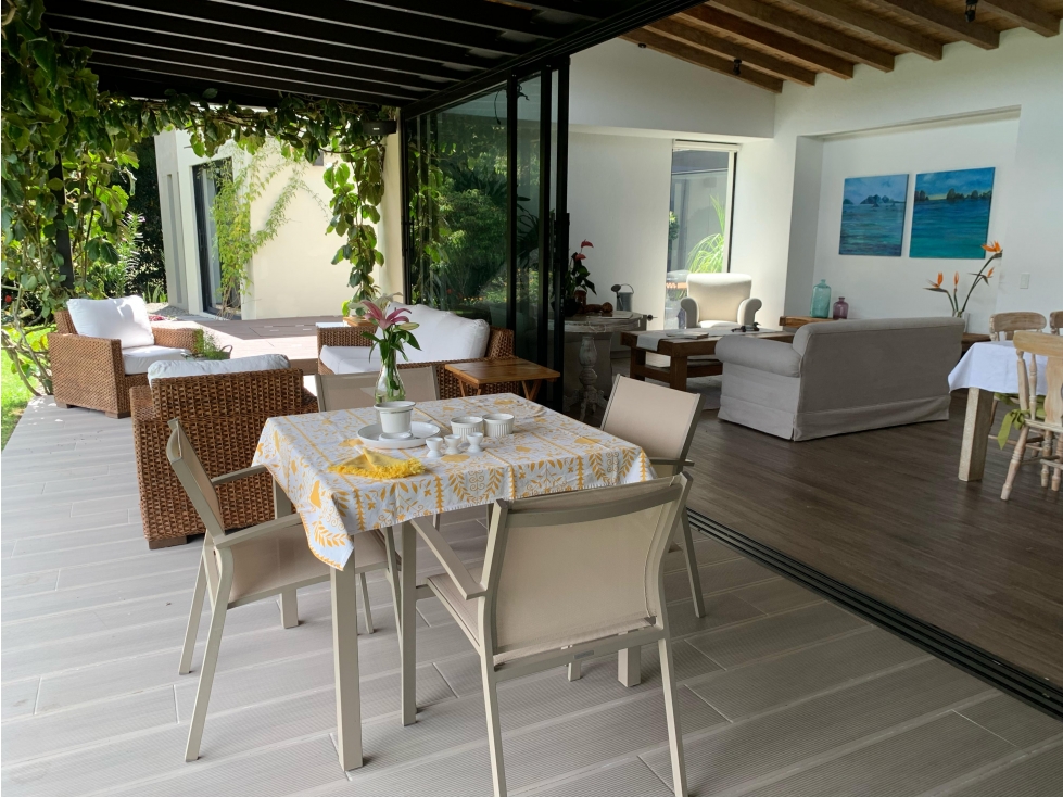 Venta Casa Toscana en Llanogrande | Vista, Jacuzzi y Diseño Único — foto 4