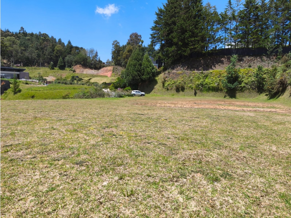 Venta Lote Envigado Alto de palmas en unidad cerrada EXCLUSIVA