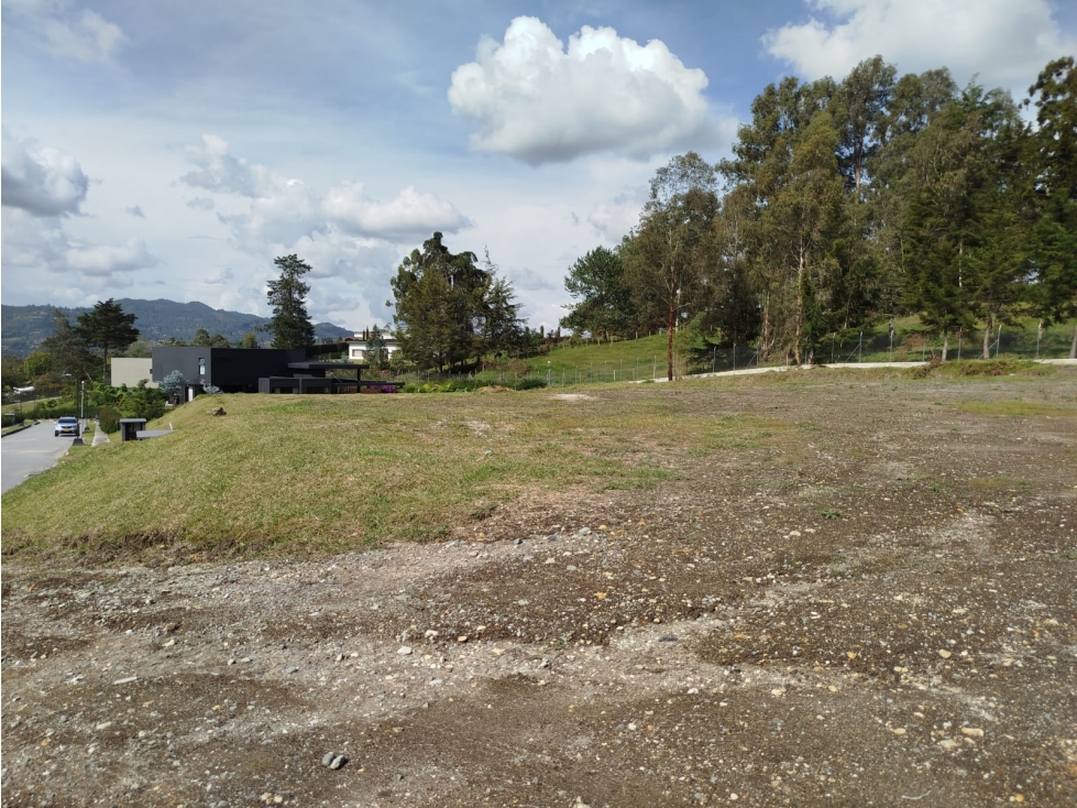 Venta Lote El Retiro Fizebad en Prestigiosa Unidad — foto 5