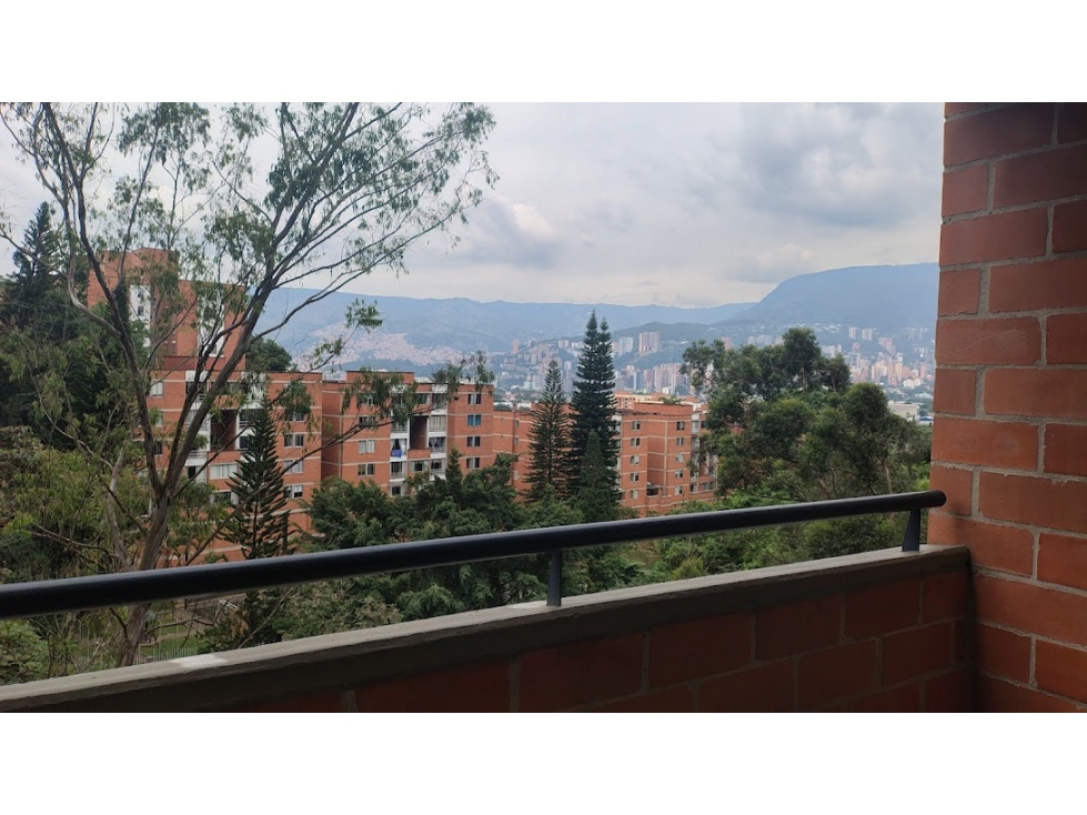 Venta Apartamento Loma de los Bernal cerca Gran Via. Excelente Unidad — foto 3