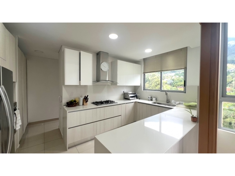 Venta Apartamento El Poblado Acceso Palmas y Cola del Zorro DESOCUPADO — foto 6