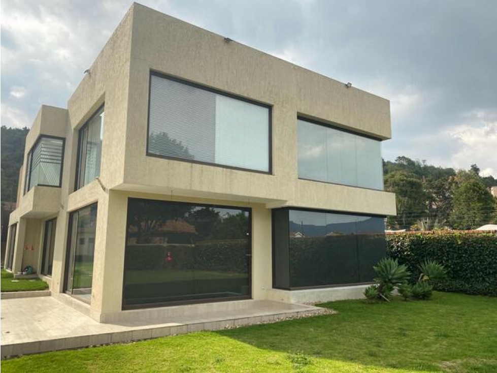 VENDO CASA MANSION INDEPENDIENTE EN SAN JOSE DE BAVARIA -11