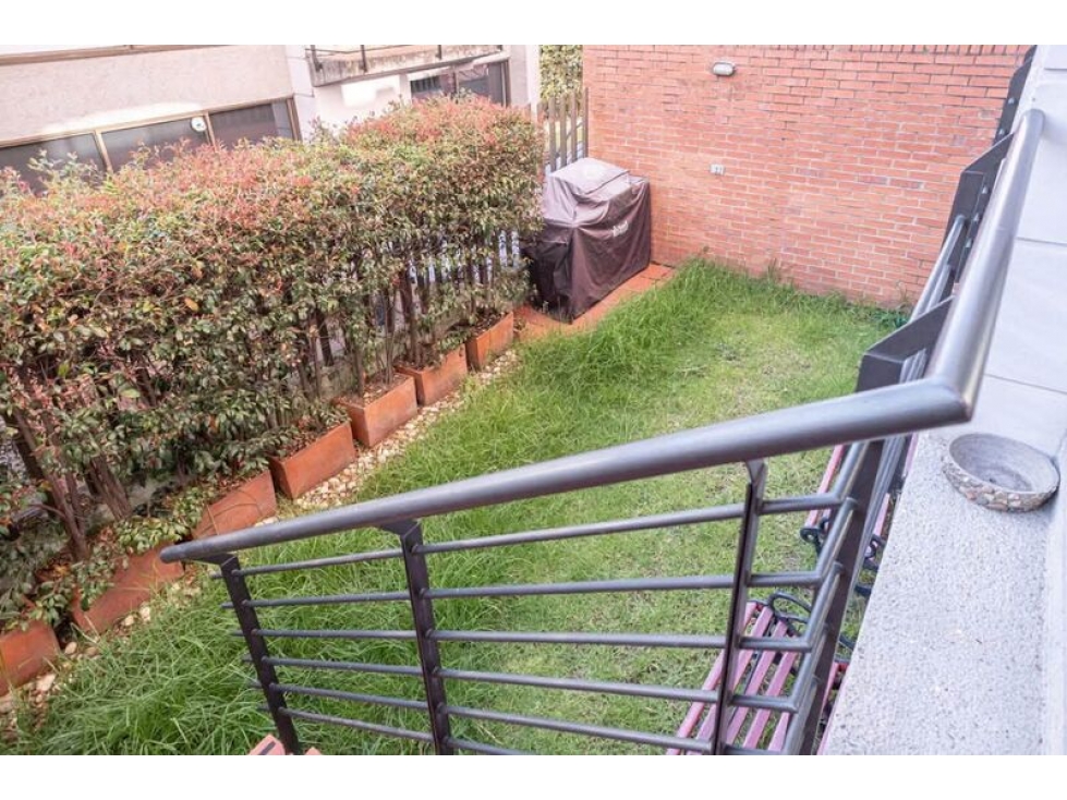 Casa en Venta en Exclusivo Conjunto Cerrado Bosque de Pinos -5 - 5