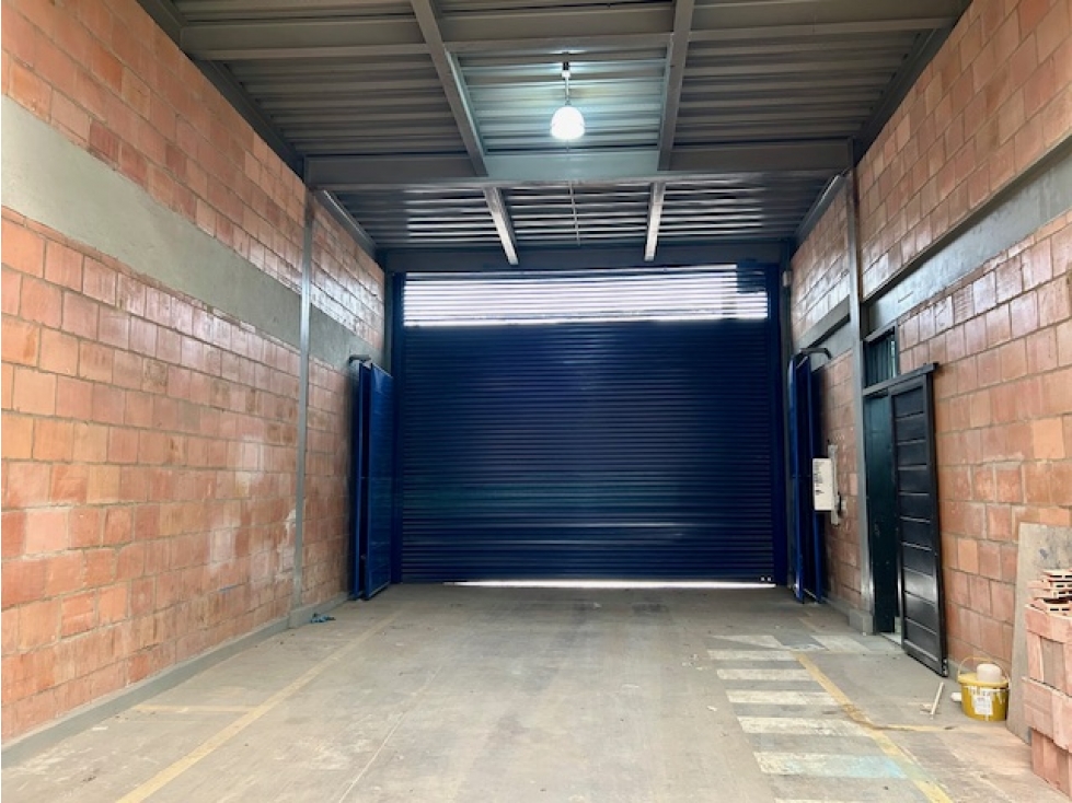 ARRIENDO EXCELENTE BODEGA EN FONTIBON SAN PABLO -7