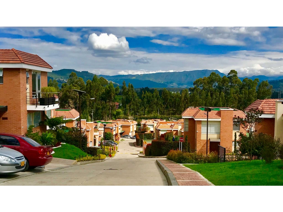 VENDO MODERNA CASA CAMPESTRE CLUB HOUSE LOS ROBLES CAJICA -2 - 2