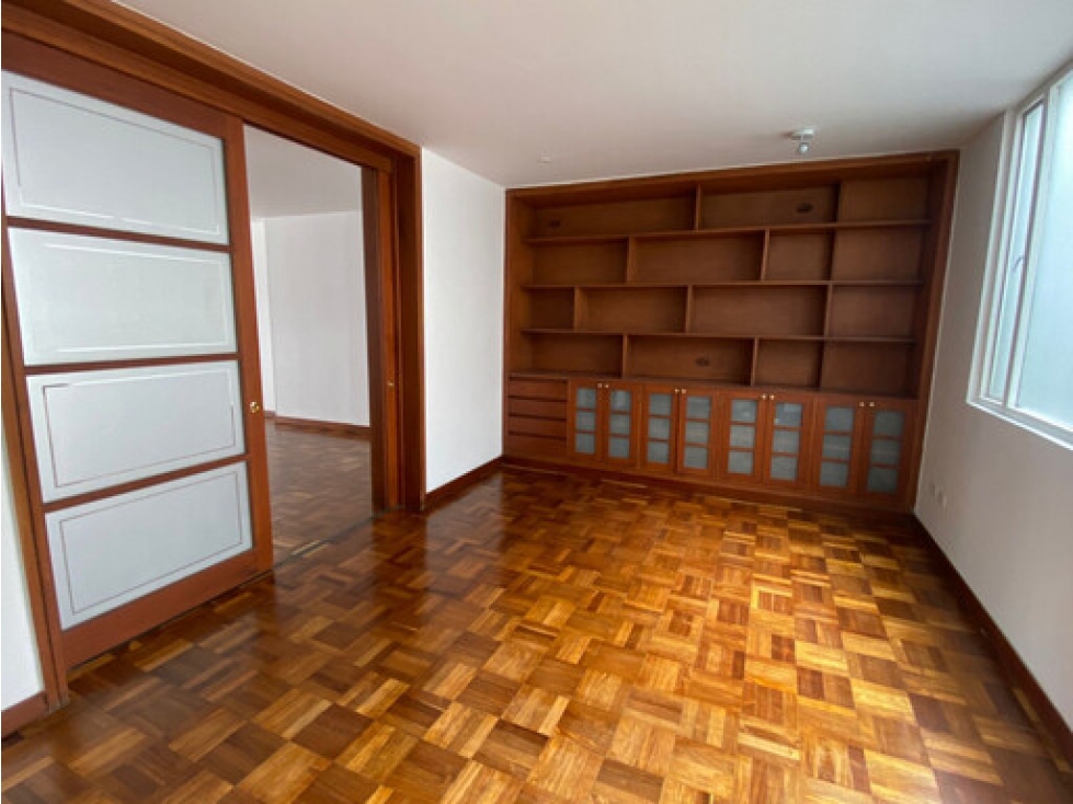 VENDO ESTUPENDO APTO INTERIOR REMODELADO EN CHICÓ -5 — foto 4