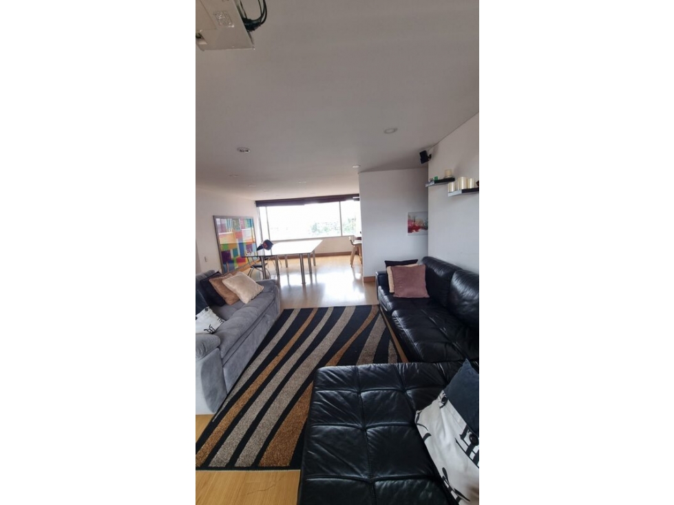ARRIENDO APTO EXT. + BALCON AMOBLADO EN EL REFUGIO -5 — foto 3