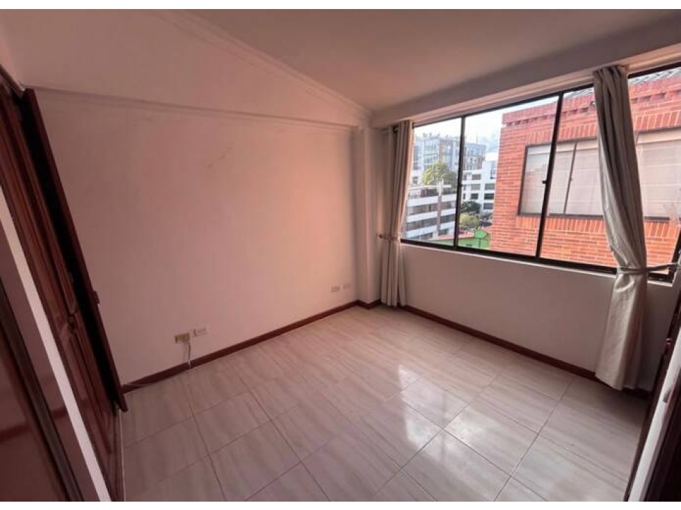 ARRIENDO APTO ESTUDIO EN SANTA ANA OCC -5 — foto 3