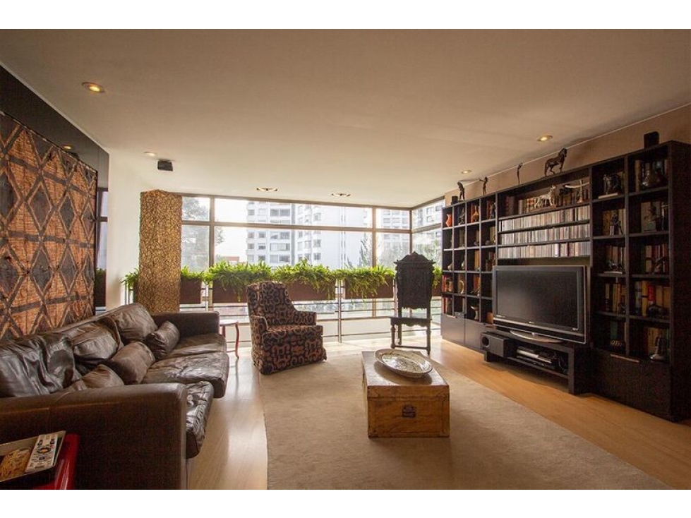 VENTA CASA DE LUJO ASCENSOR PRIVADO CONJUNTO CERRADO EL REFIGIO -5 — foto 2