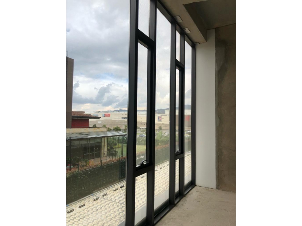 ARRIENDO EXCELENTE OFICINA / CONSULTORIO EN CHIA MILLA DE ORO -5- - 5