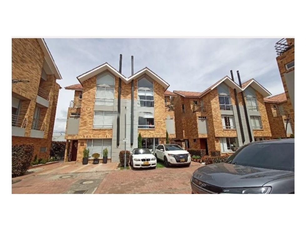VENDO CASA CONJUNTO PINARES DE CHIA -5