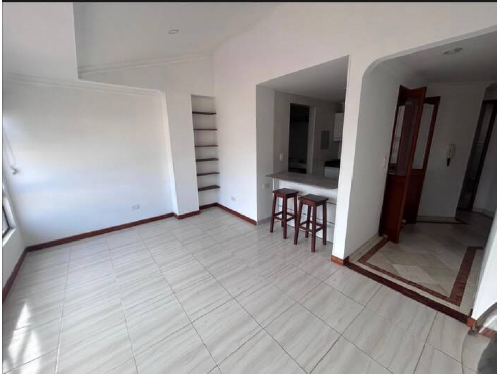 ARRIENDO APTO ESTUDIO EN SANTA ANA OCC -5 — foto 2