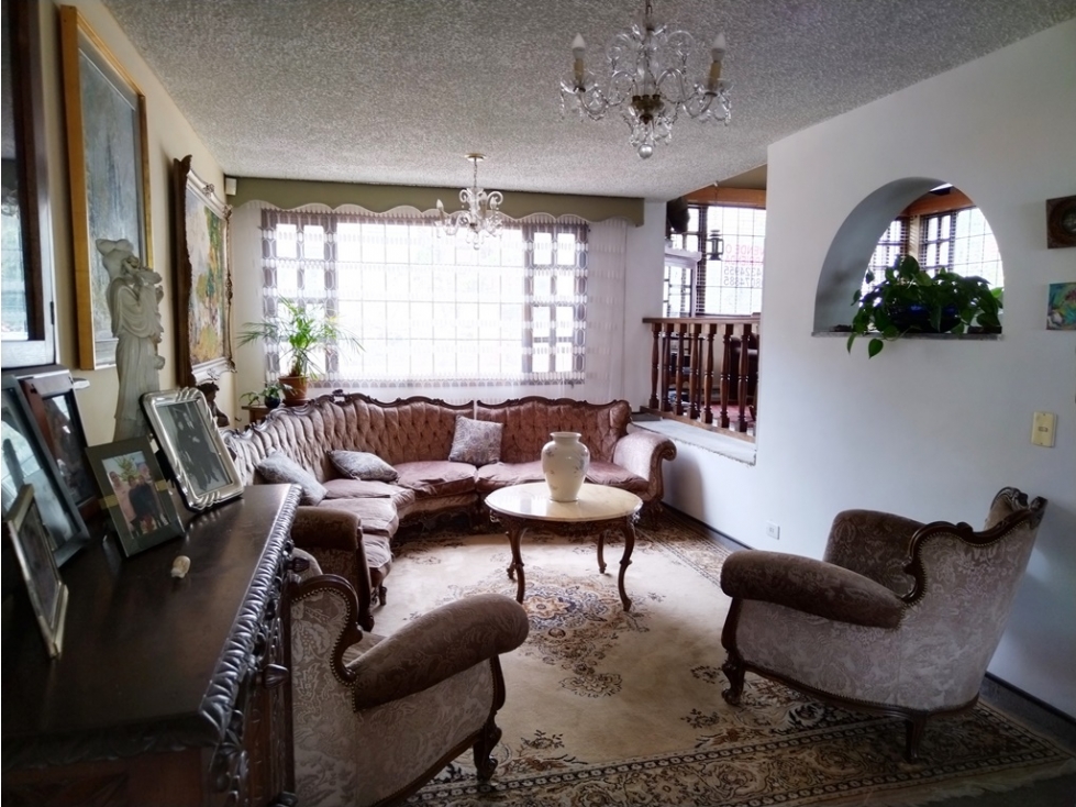 VENDO CASA CLASICA JARDIN DE CONJUNTO CERRADO EN LA CAROLINA -1 — foto 4