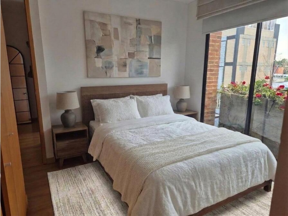 VENDO ESTUPENDO APTO + BALCON EN SAN PATRICIO -5 — foto 6