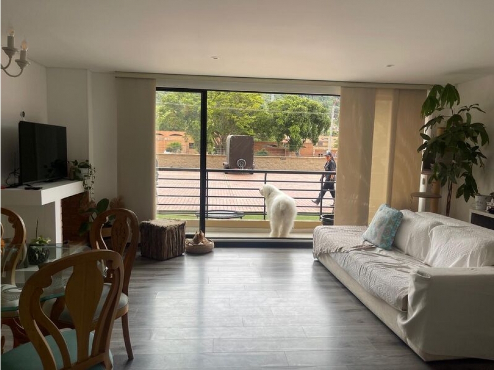 VENDO APTO EXTERIOR + BALCON EN CONJNTO CERRADO CHIA -5