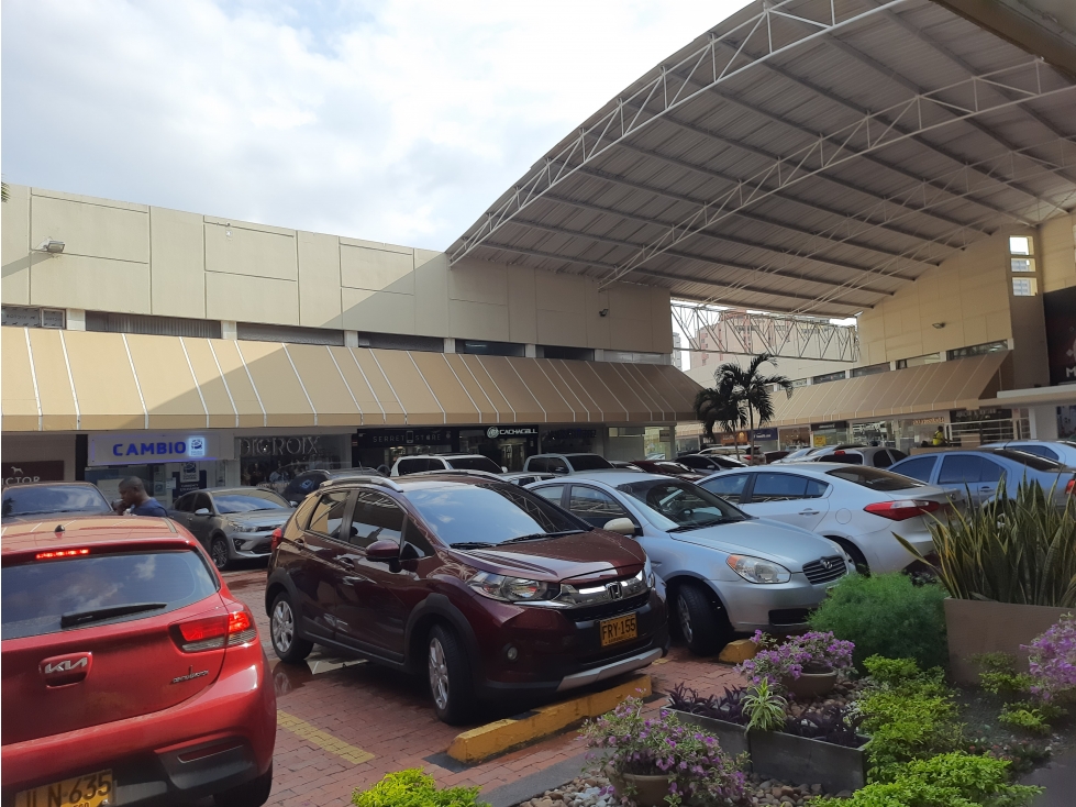 VENTA LOCAL COMERCIAL COUNTRY PLAZA BARRANQUILLA COD7 - 4